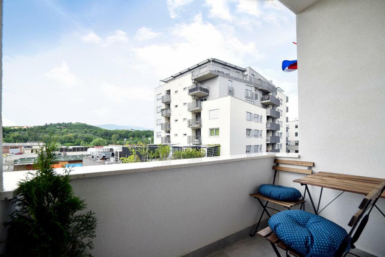 Appartement Hella 2 à Zagreb Extérieur photo